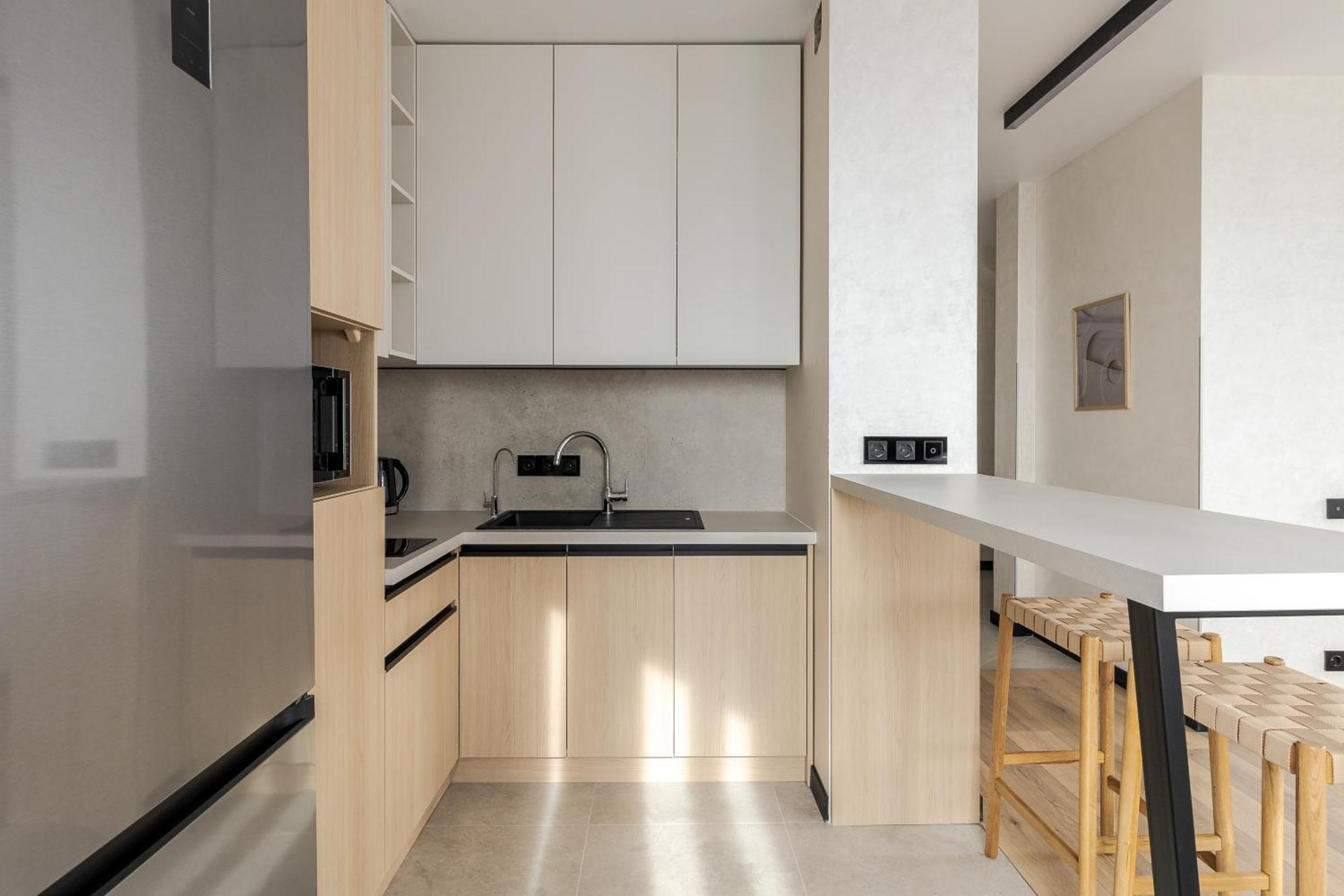 77 Views Apartments By Inshi Lviv Exteriör bild