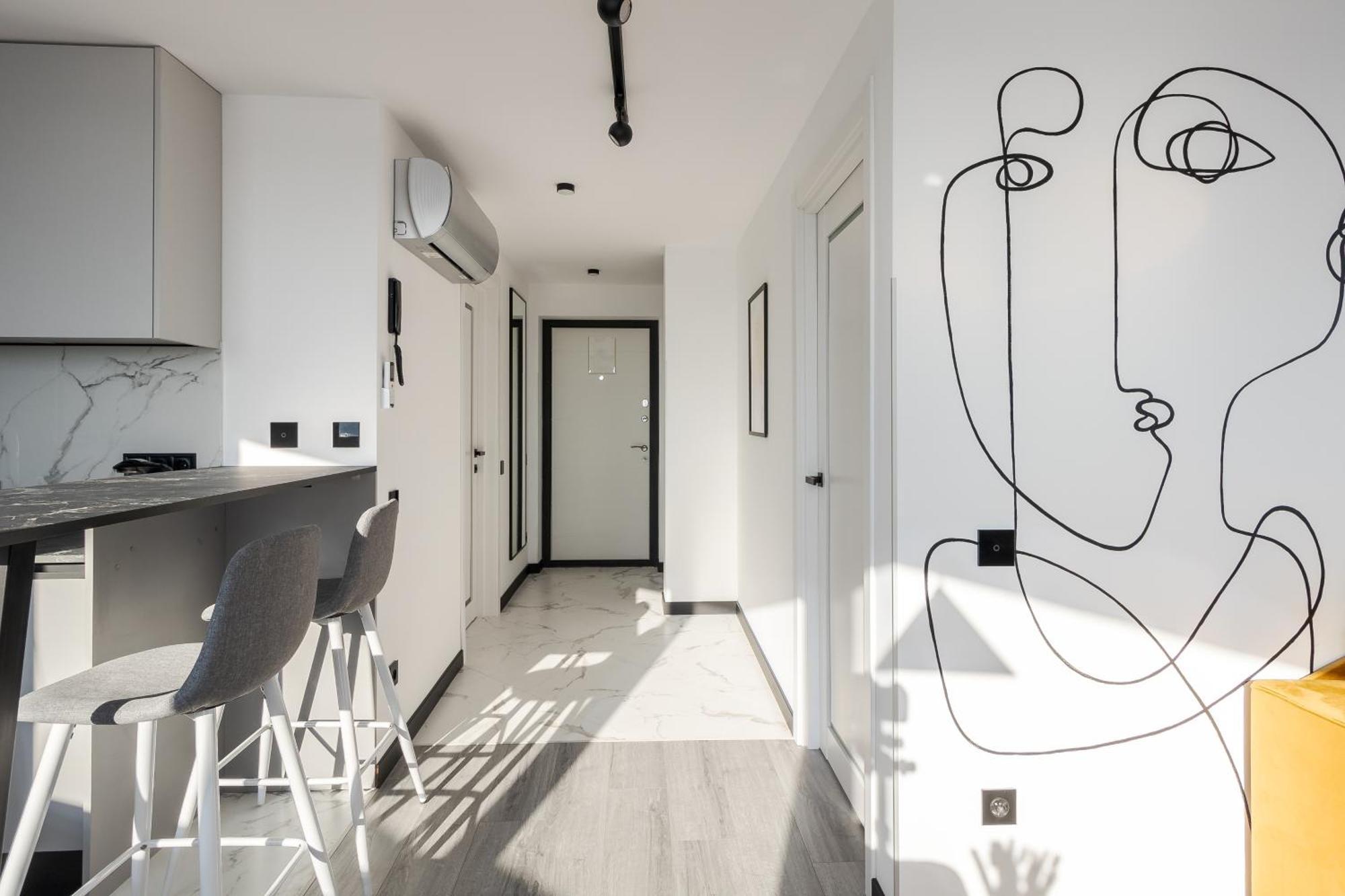 77 Views Apartments By Inshi Lviv Exteriör bild
