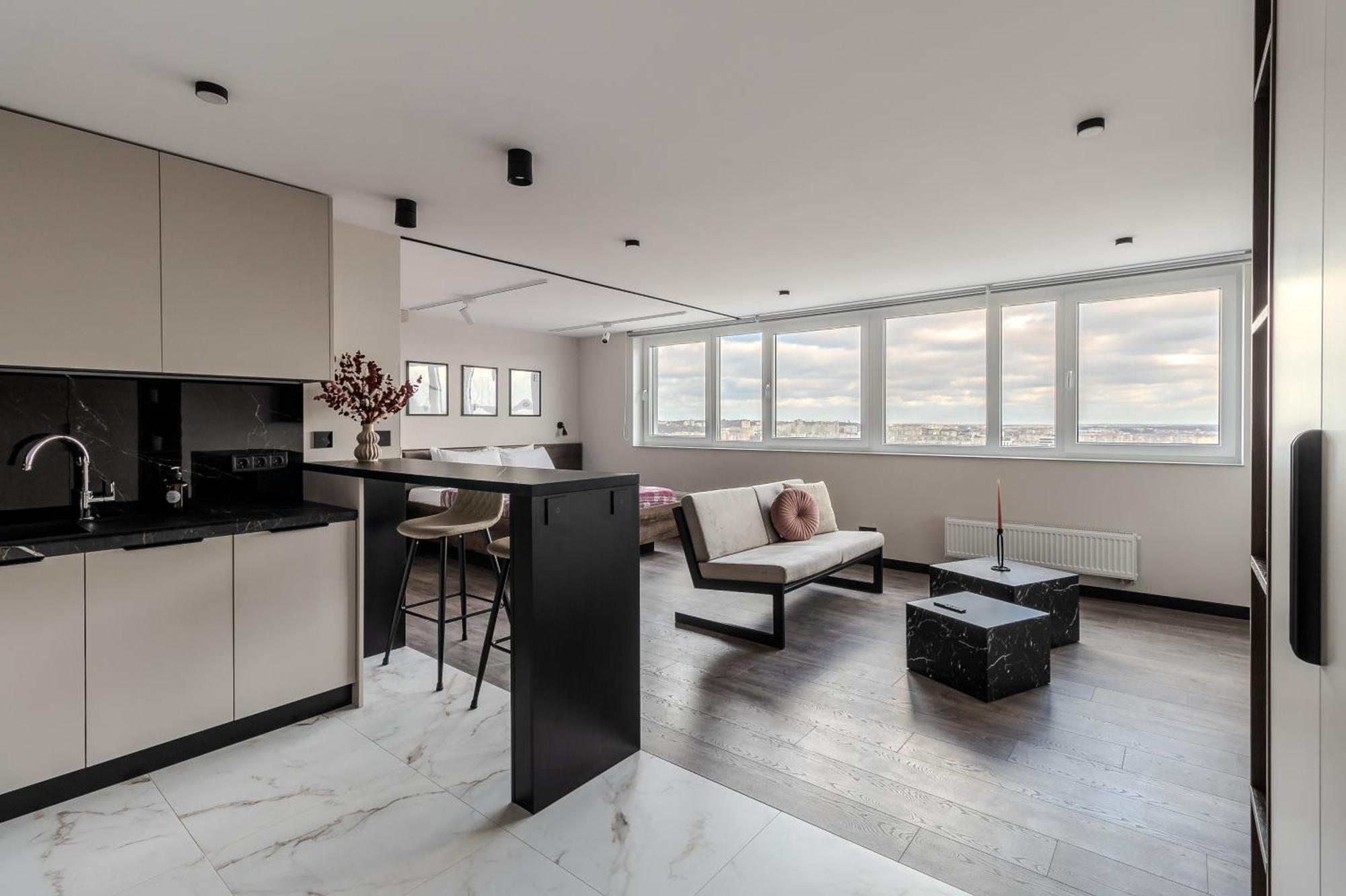 77 Views Apartments By Inshi Lviv Exteriör bild